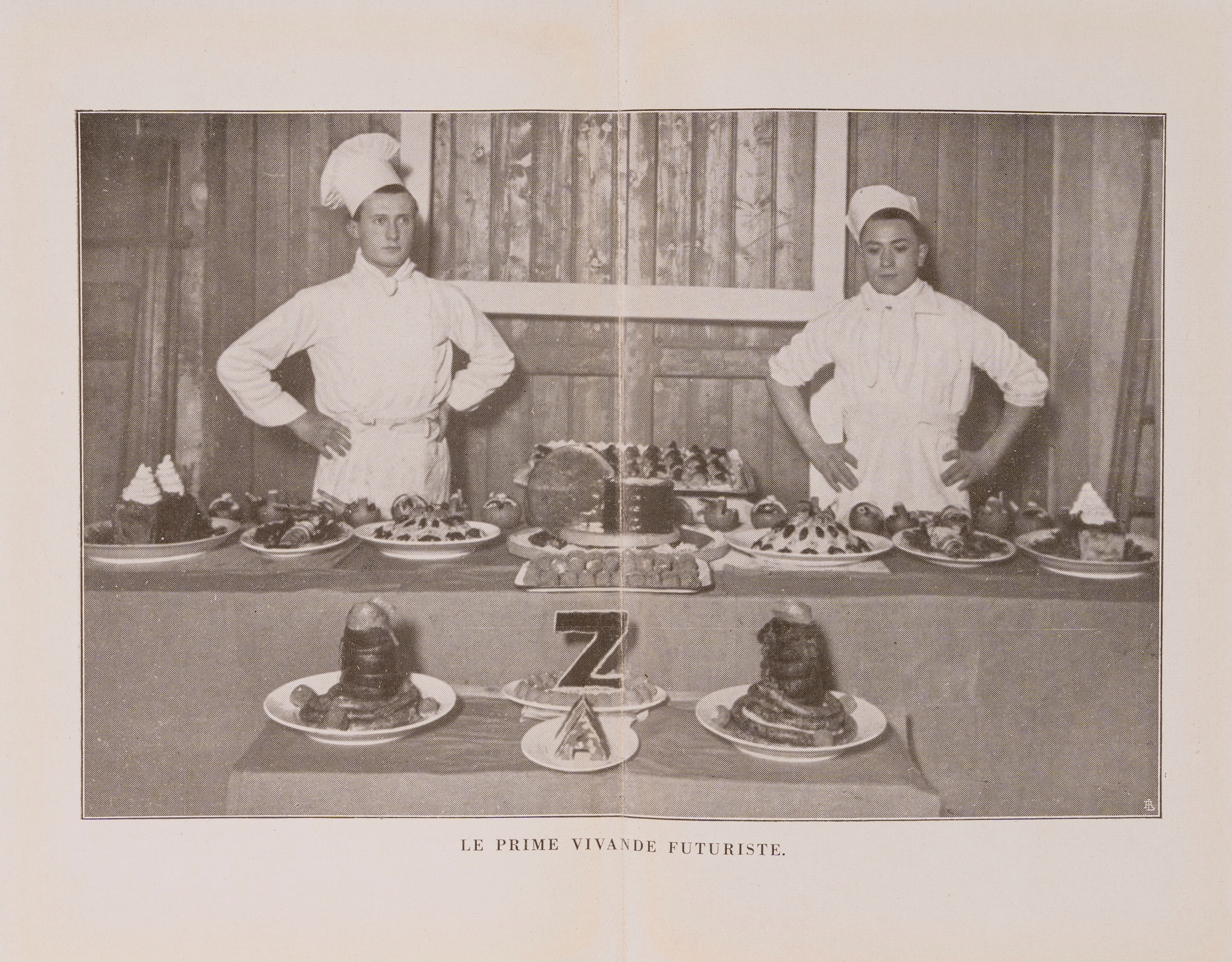Filippo Tommaso Marinetti, La cucina futurista, prima edizione 1932 con tavole fotografiche fuori...