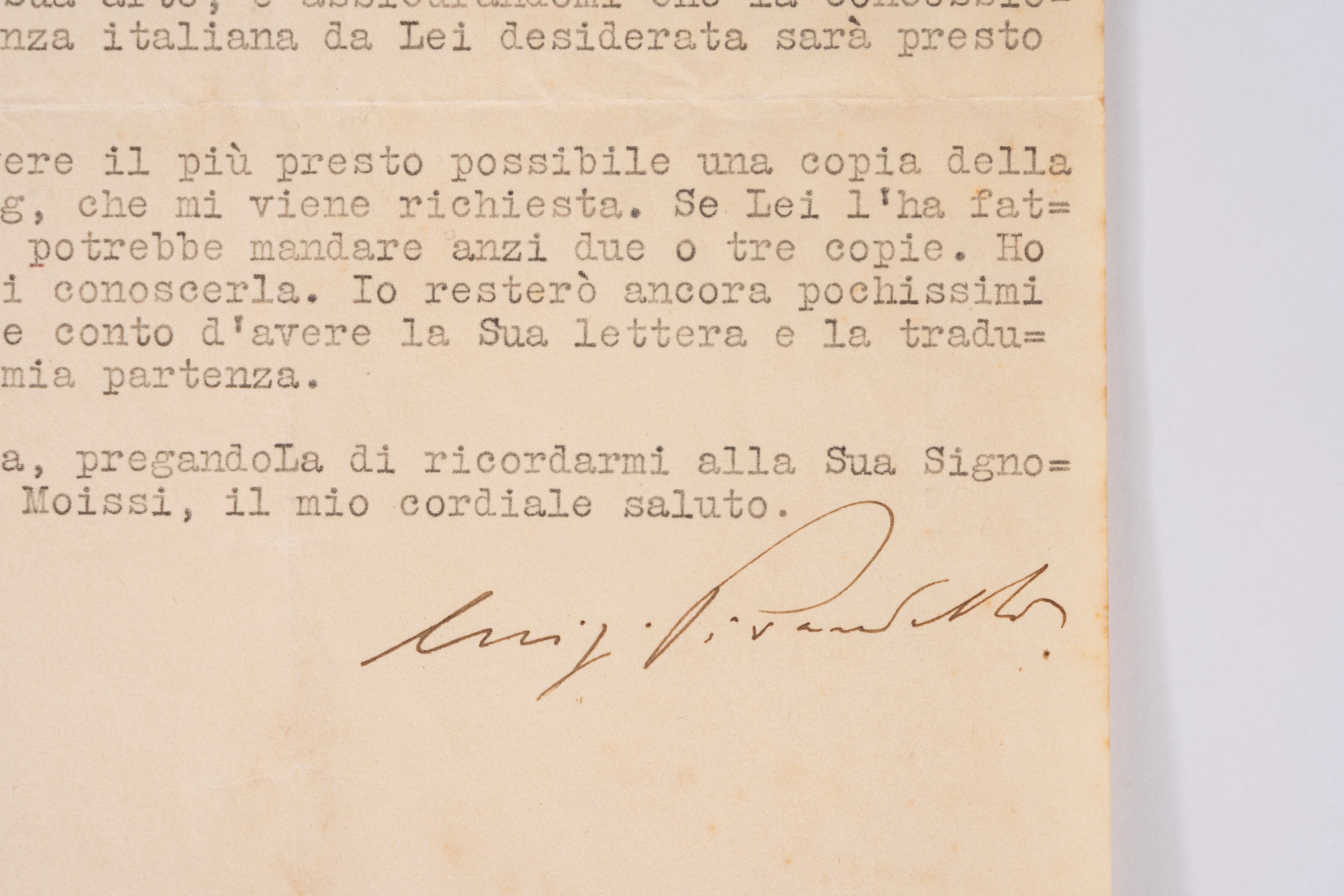 Due lettere dattiloscritte con firma