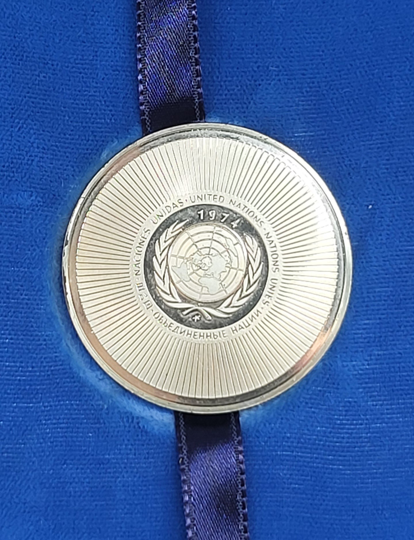 Medaglia per la pace, argento Sterling 925, con firma del Segretario dell'ONU (1970s)