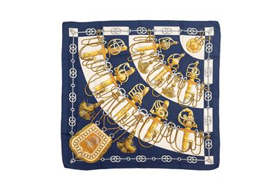 Foulard “Cliquetis”, twill di seta, fondo blu (1986)