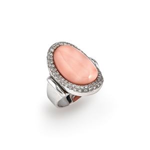 Ring with coral