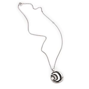 Collana con pendente D
