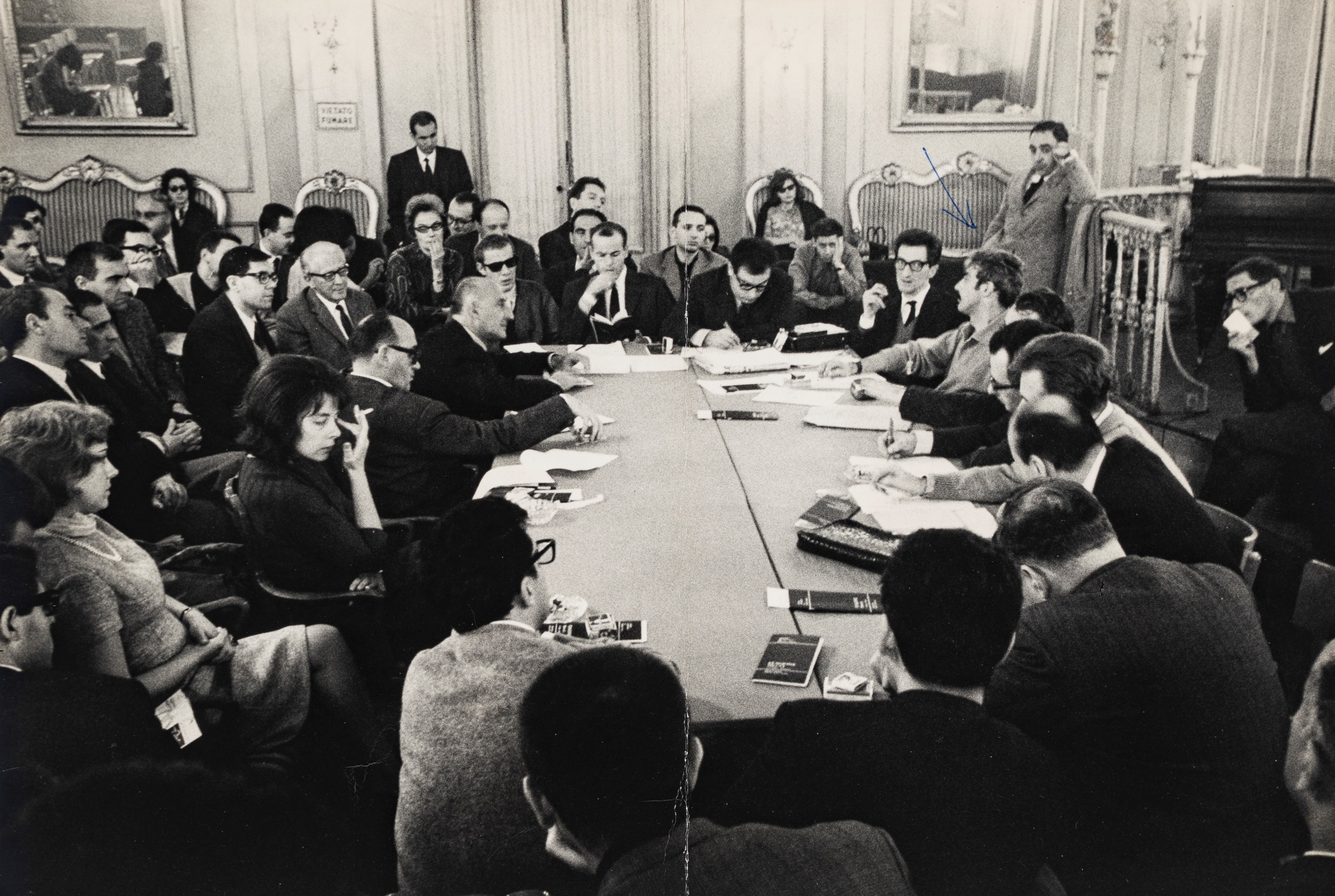 Giulia Niccolai - Gruppo 63: Sala degli Specchi, cinque stampe vintage alla gelatina ai sali d’ar...