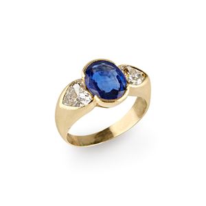 Sapphire ring