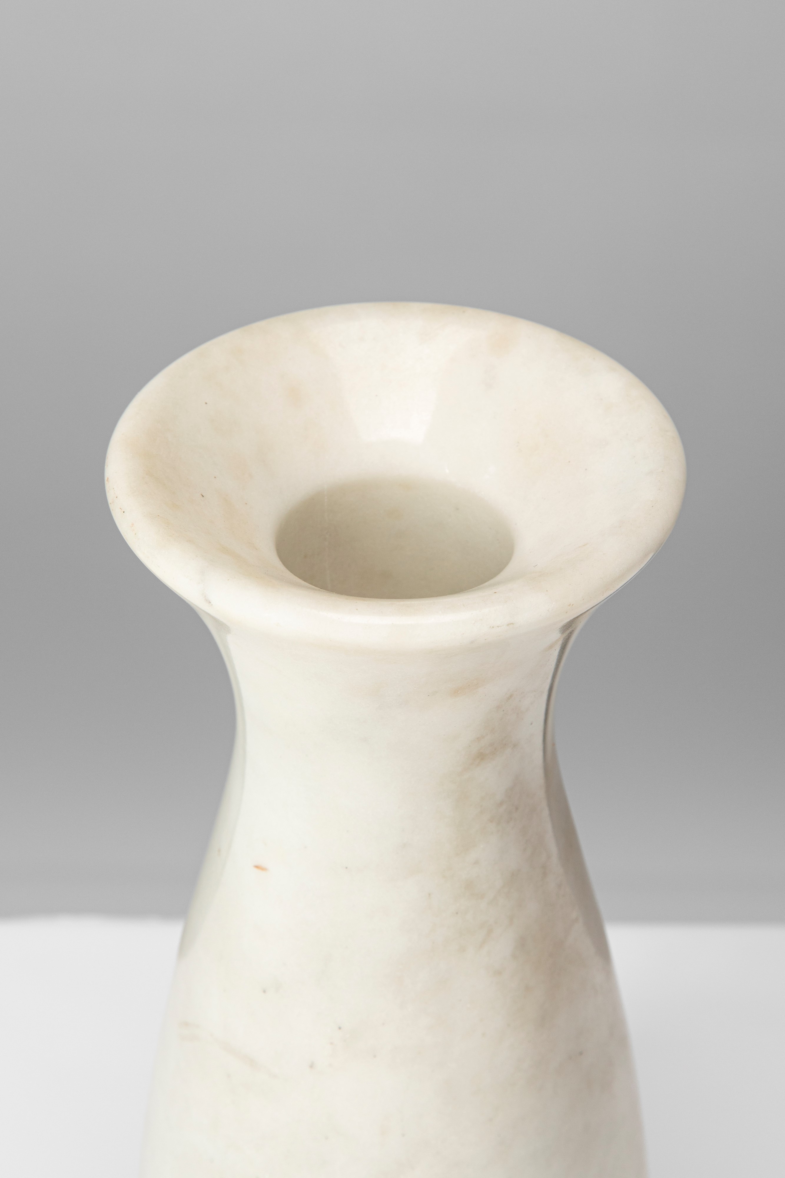 Angelo Mangiarotti - Vaso e porta oggetti in marmo bianco