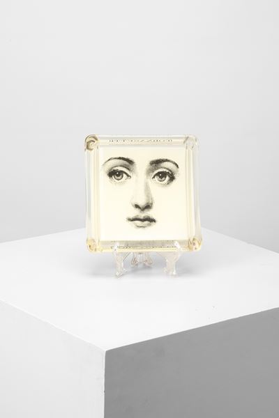 Piattino poggia monete dalla serie “Tema e Variazioni”, plastica