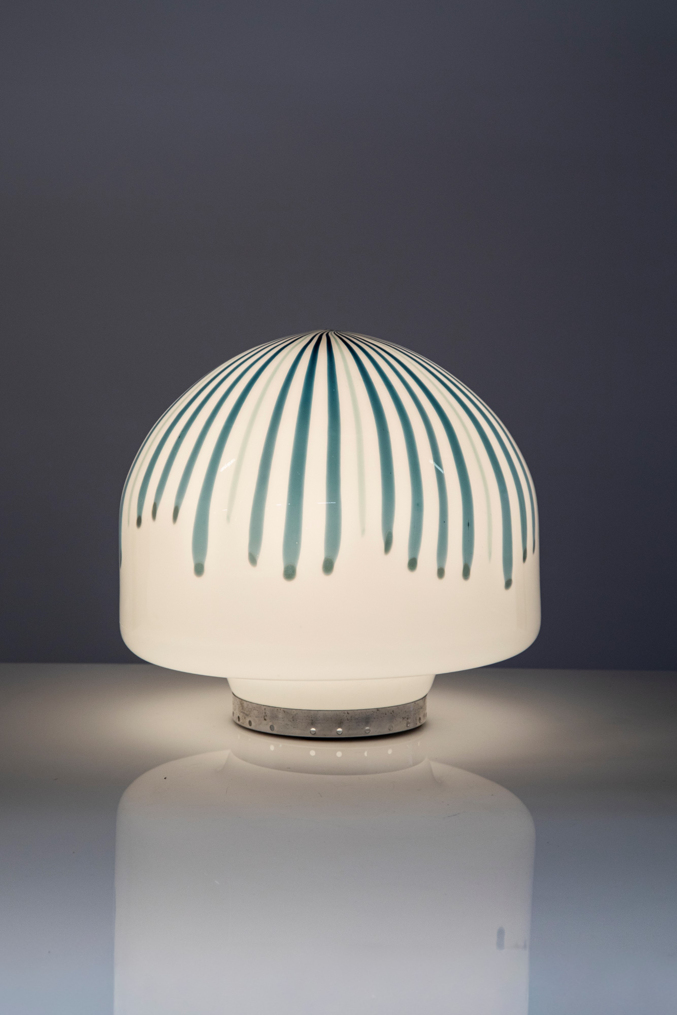 Manifattura Muranese - Lampada da tavolo, vetro e ottone nichelato (1960 circa)