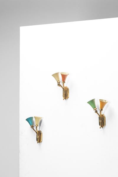 Set di tre lampade da parete, metallo laccato e ottone, circa 1950