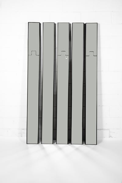 Set di cinque specchi appendiabiti «Gronda», ABS e cristallo specchiato con sistema basculante