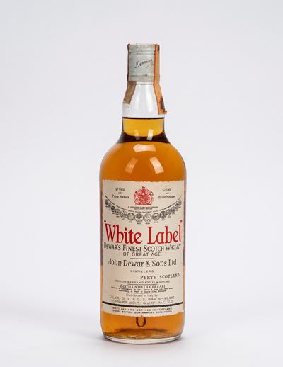 White Label Dewar's Finest Scotch Whisky (1 Bt)