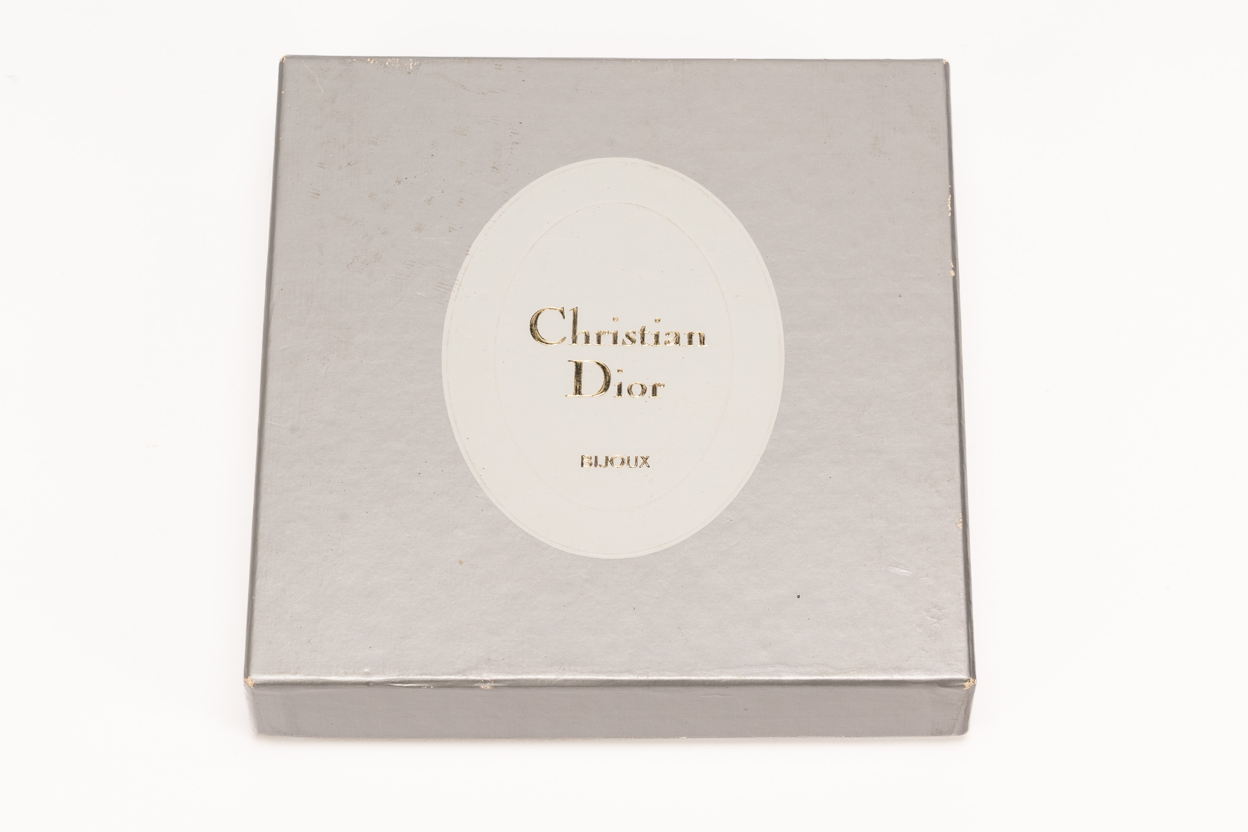 Grosse per Christian Dior - Collier snodato con elementi in metallo dorato satinato e strass, 196...