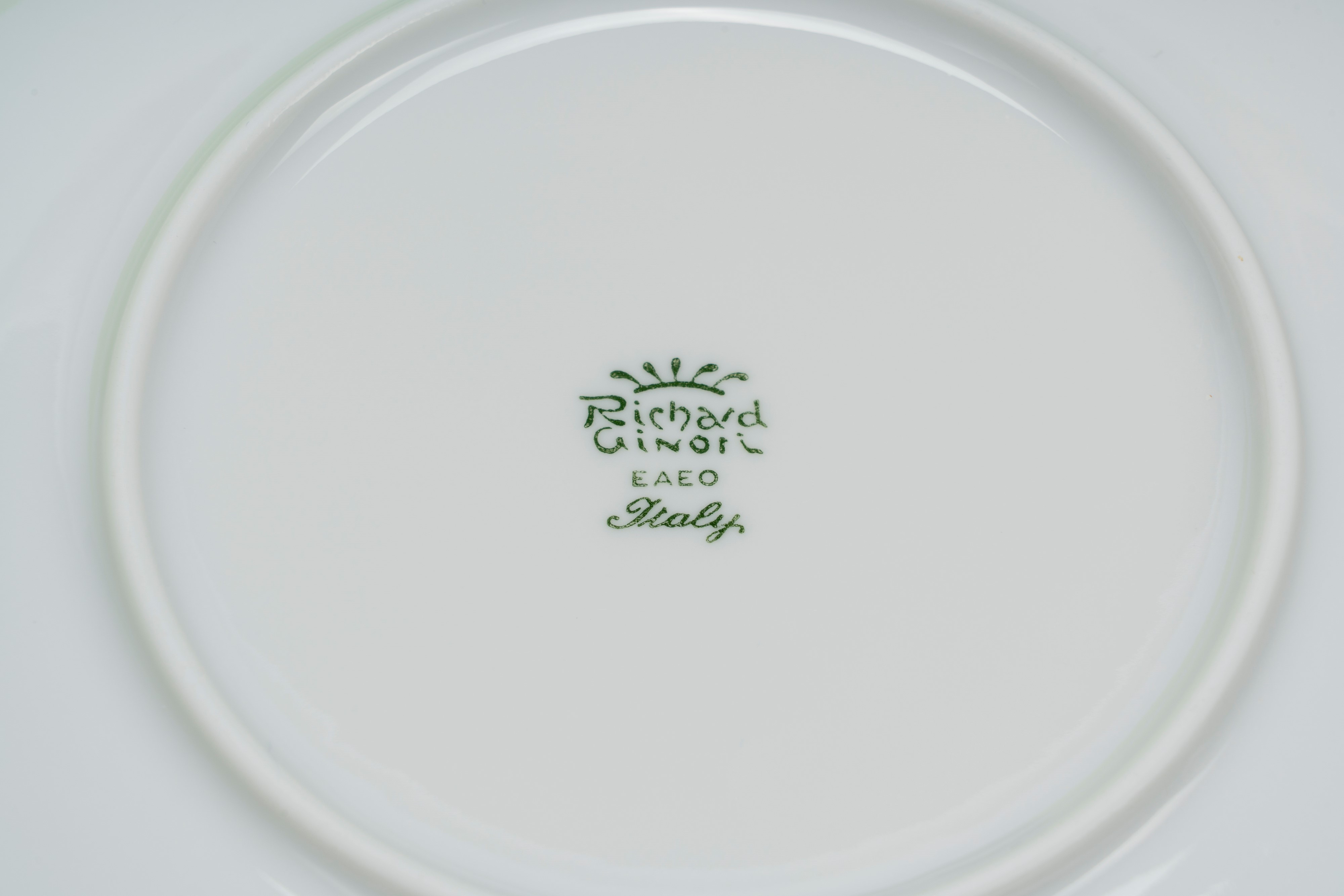 Richard Ginori, Servizio da tavola in porcellana bianca (XX secolo)