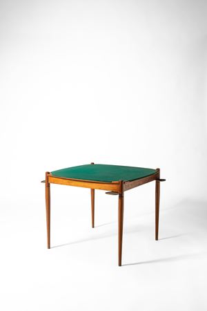 Game table model 'Club'