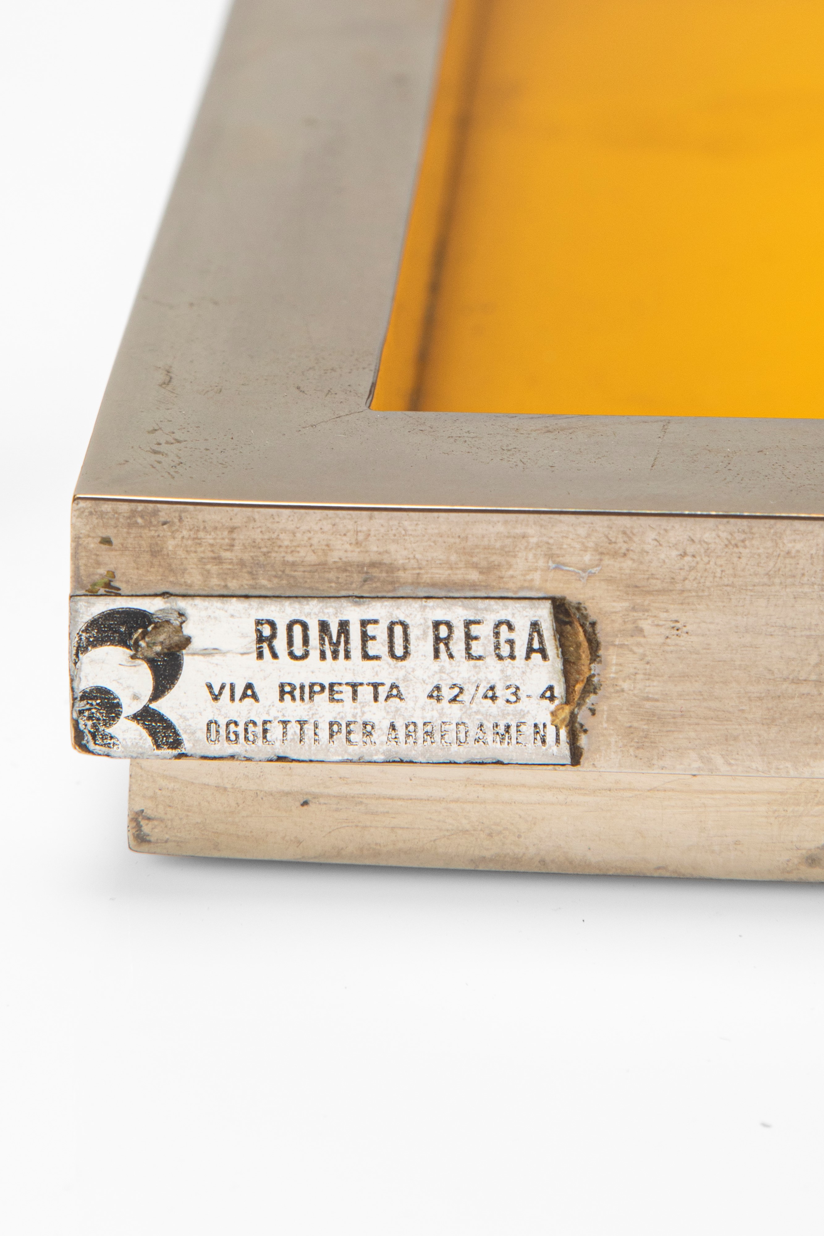 Romeo Rega - Set di tre svuotatasche in ottone cromato e vetro colorato