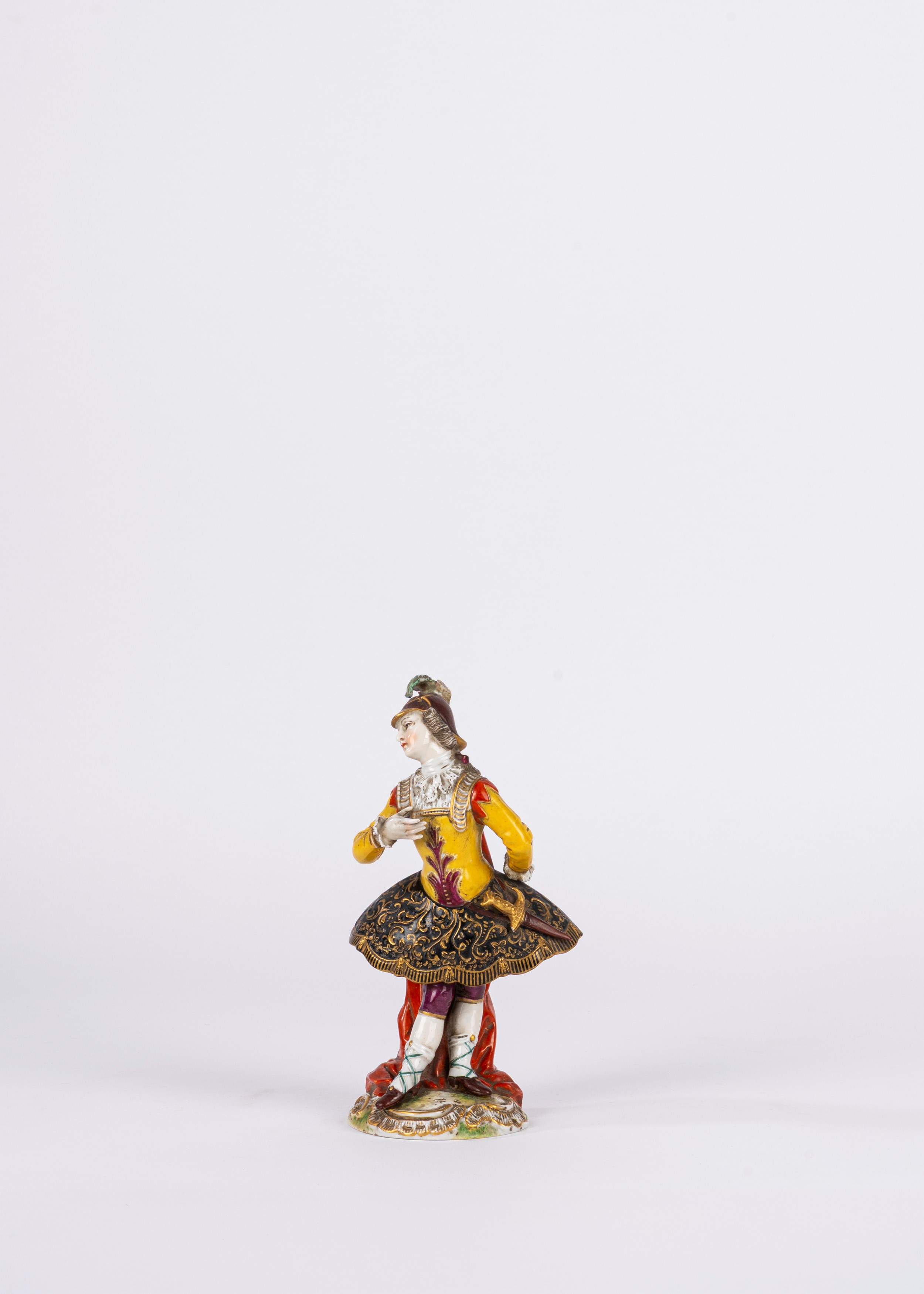 Collezione di 11 soldatini e statuine in porcellana policroma, Capodimonte/Herend/Ludwigsburg, XX...