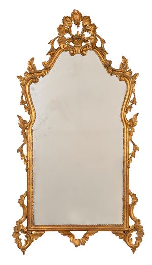 Specchiera in stile rococ&ograve; in legno intagliato e dorato, secolo XIX