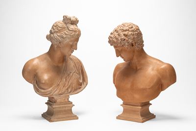 Due busti in terracotta patinata raffiguranti Antinoo e Venere