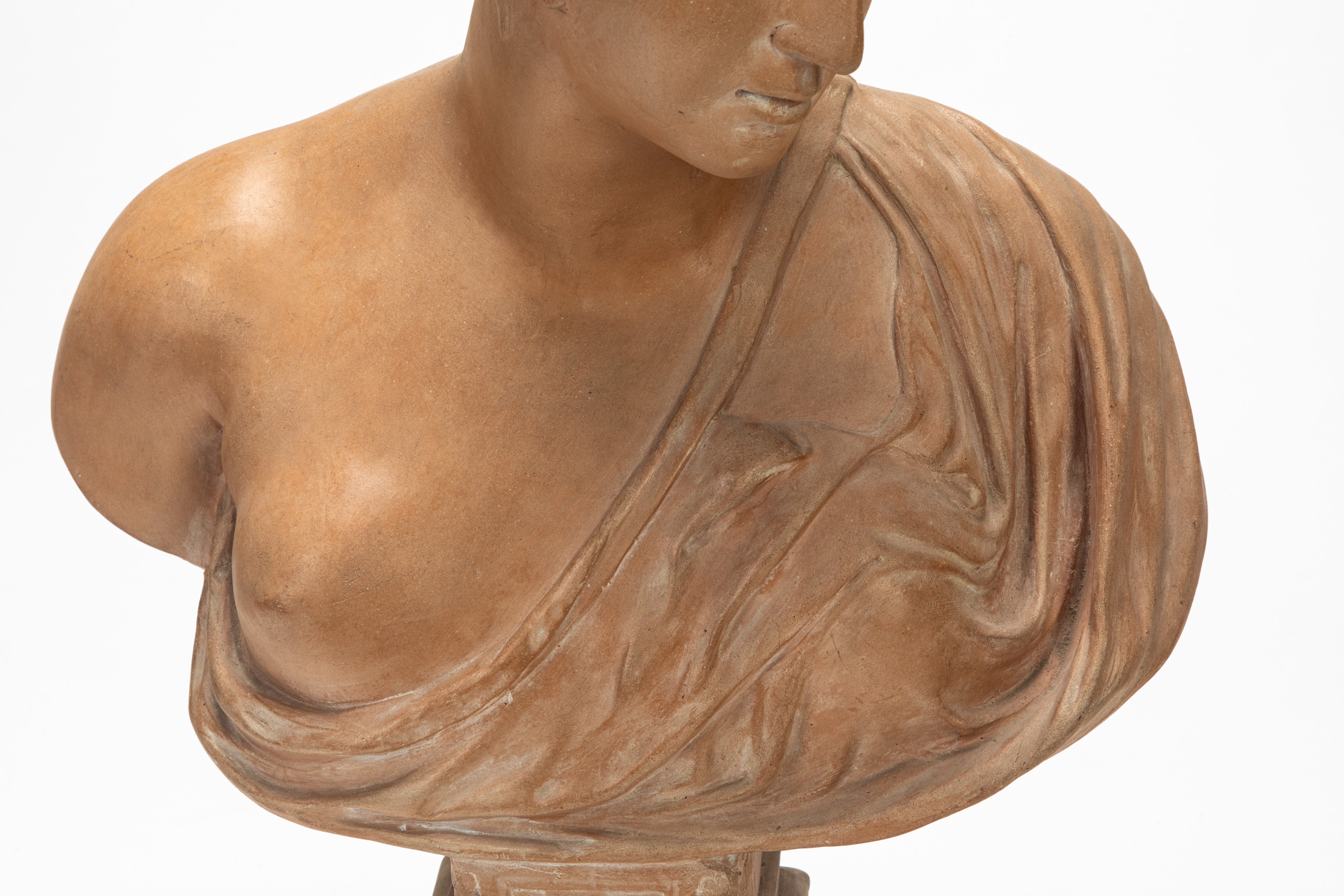 Due busti raffiguranti Antinoo e Venere, terracotta patinata