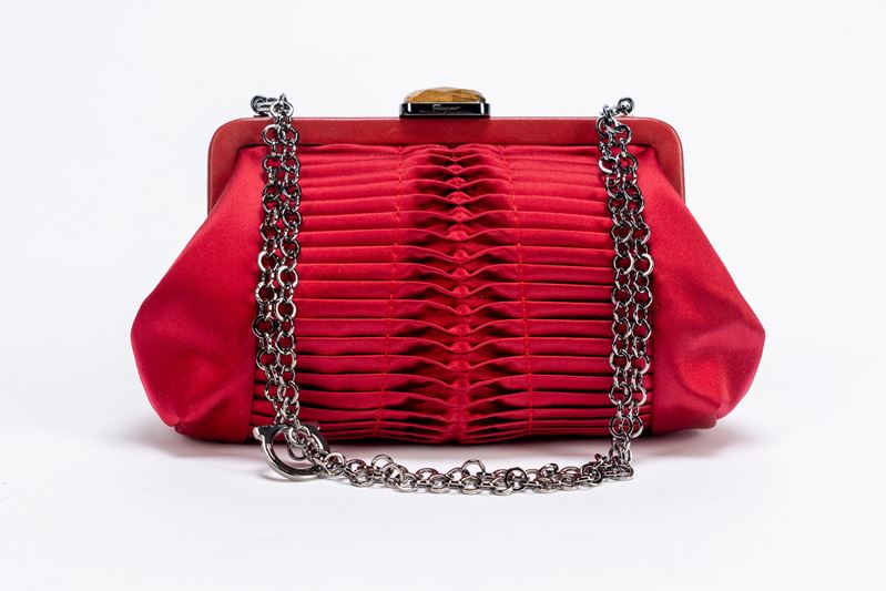 Ferragamo - Mini borsa da sera in raso rosso con tracolla a catena staccabile