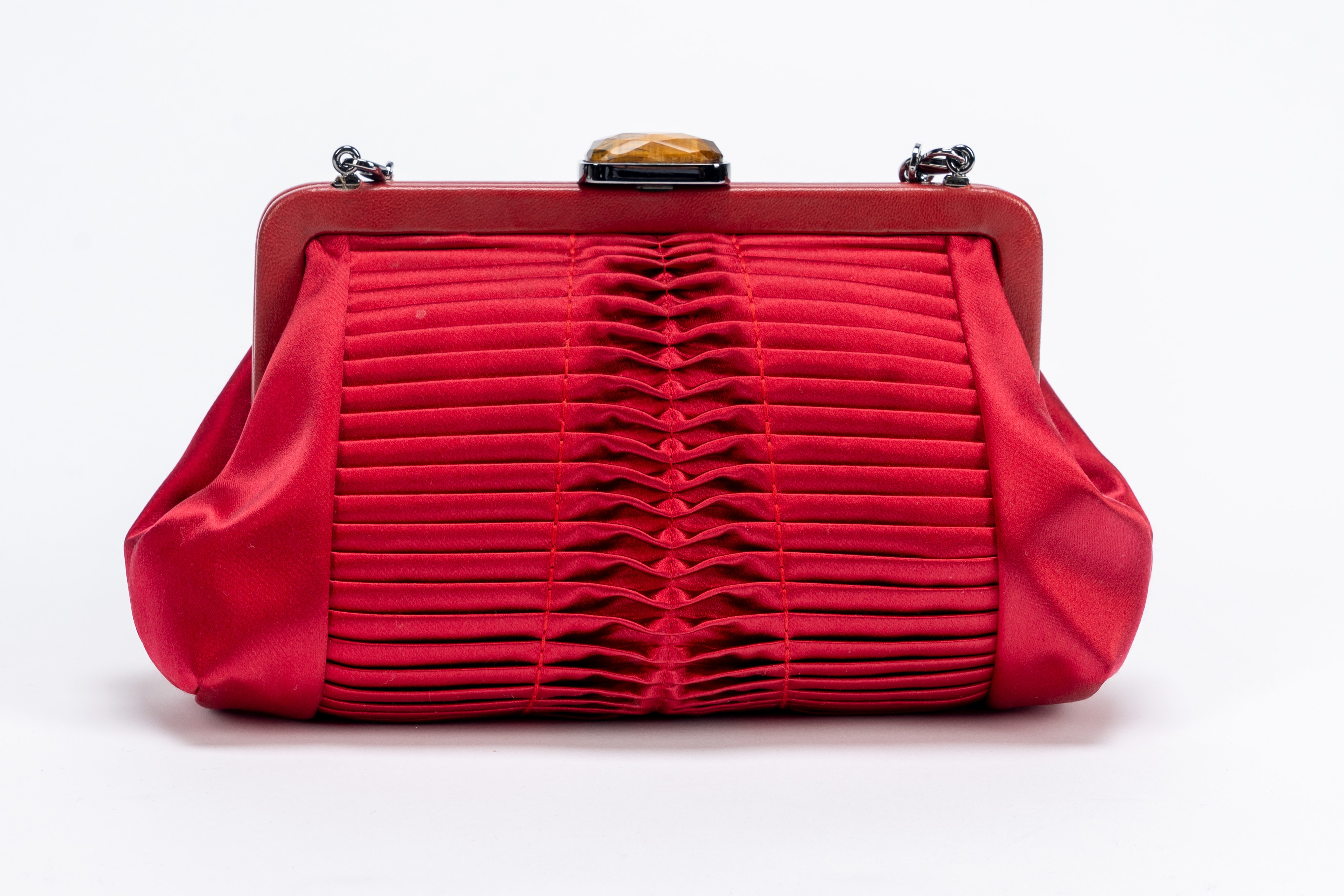 Ferragamo - Mini borsa da sera in raso rosso con tracolla a catena staccabile
