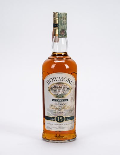 Bowmore, 15 anni — Single Malt Scotch Whisky (1 bottiglia)