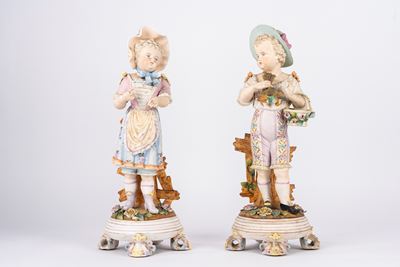 Coppia di sculture in biscuit, Pastorello e pastorella, altezza 43 cm ciascuna