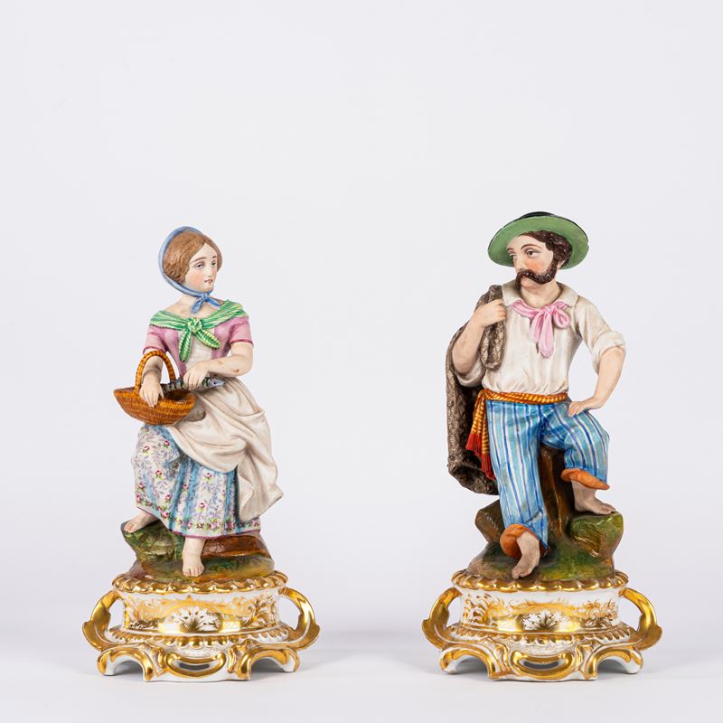 Coppia di sculture, biscuit su base in porcellana raffiguranti pescatore e pescivendola