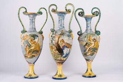 Vasi biansati, maiolica policroma istoriata con scene mitologiche, tre esemplari