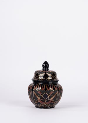 Piccola potiche in ceramica smaltata con motivi dec&ograve;