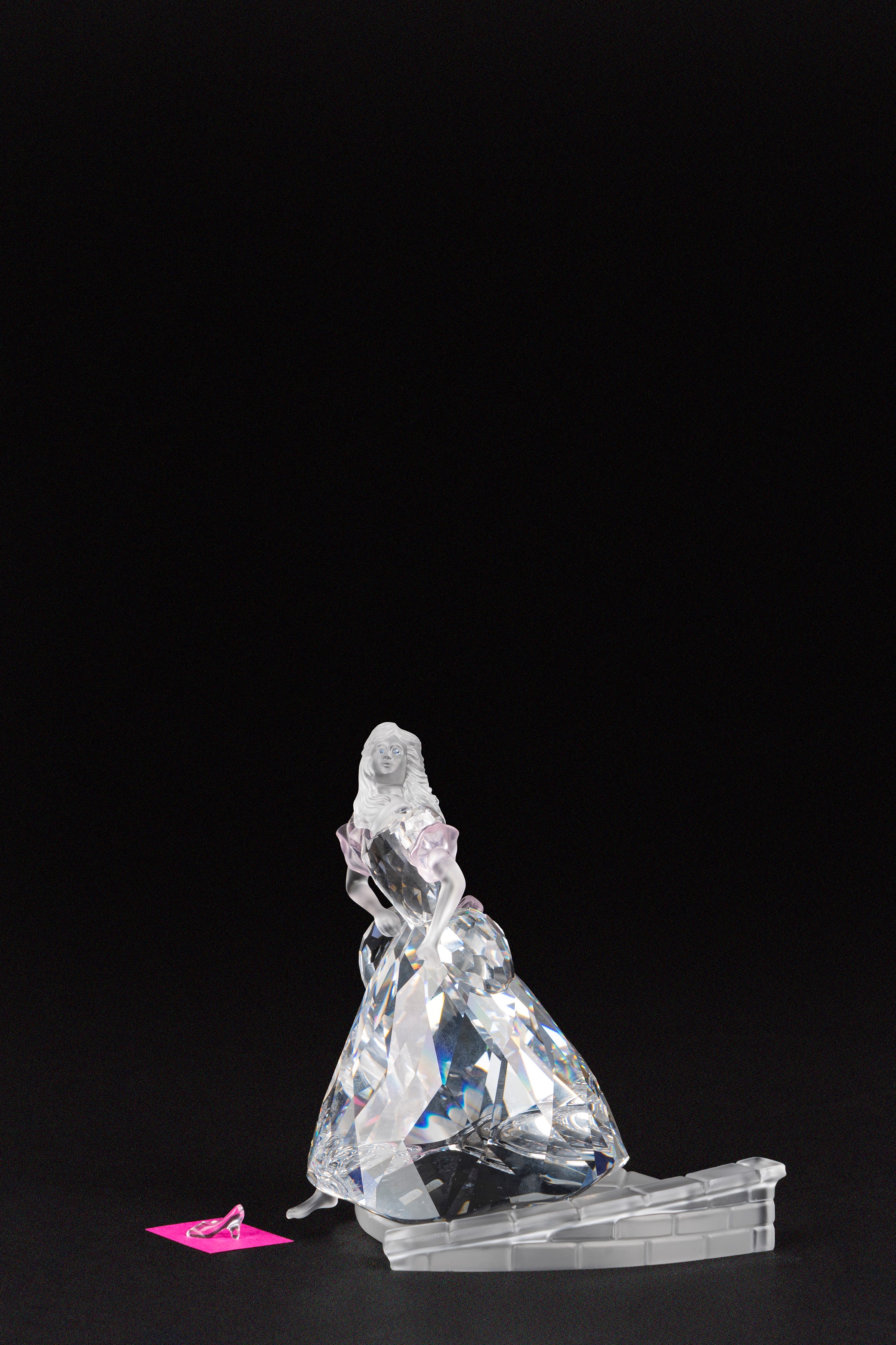 Cindirella in cristallo Swarovski della serie “Fairy Tales”