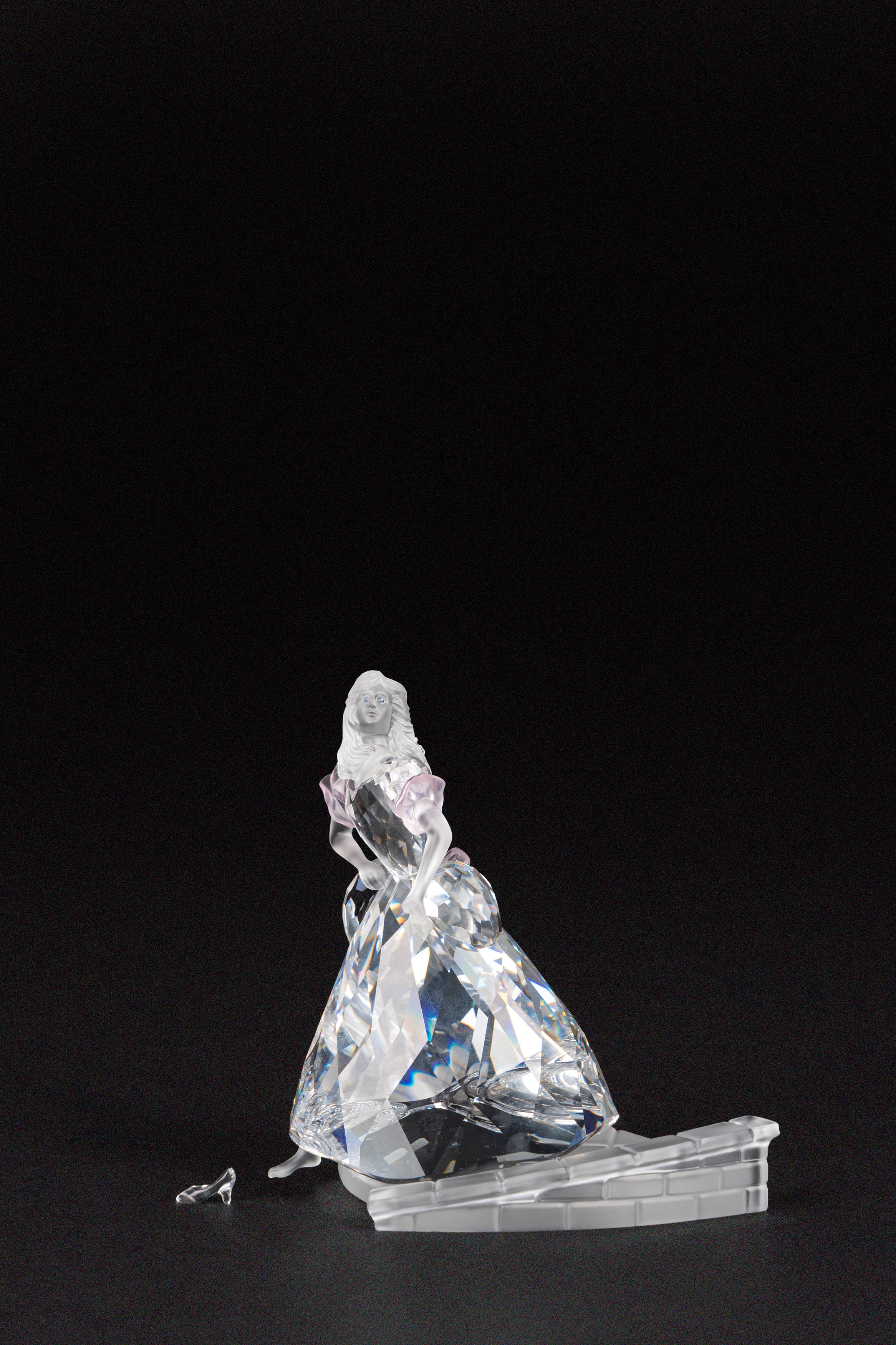 Cindirella in cristallo Swarovski della serie “Fairy Tales”