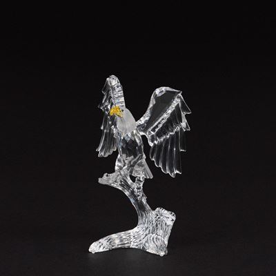 Aquila in cristallo della serie “Feathered Friends”
