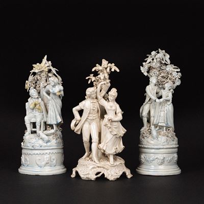 Bunato Bassano, Tre gruppi scultorei in terraglia invetriata con soggetti di popolani e coppie ga...