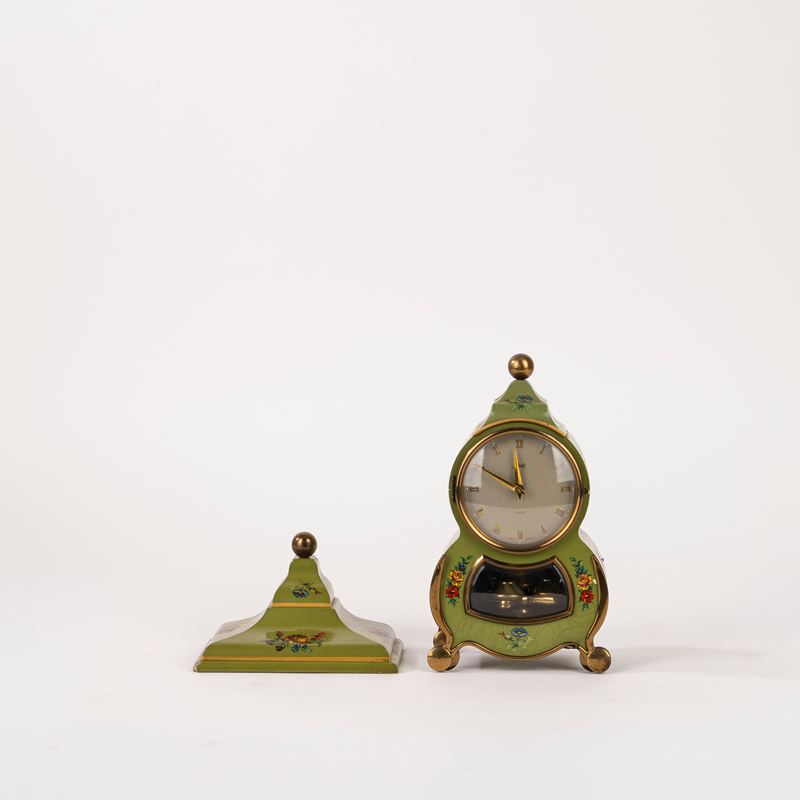 Pendola in bachelite verde, decorazione floreale, piccola