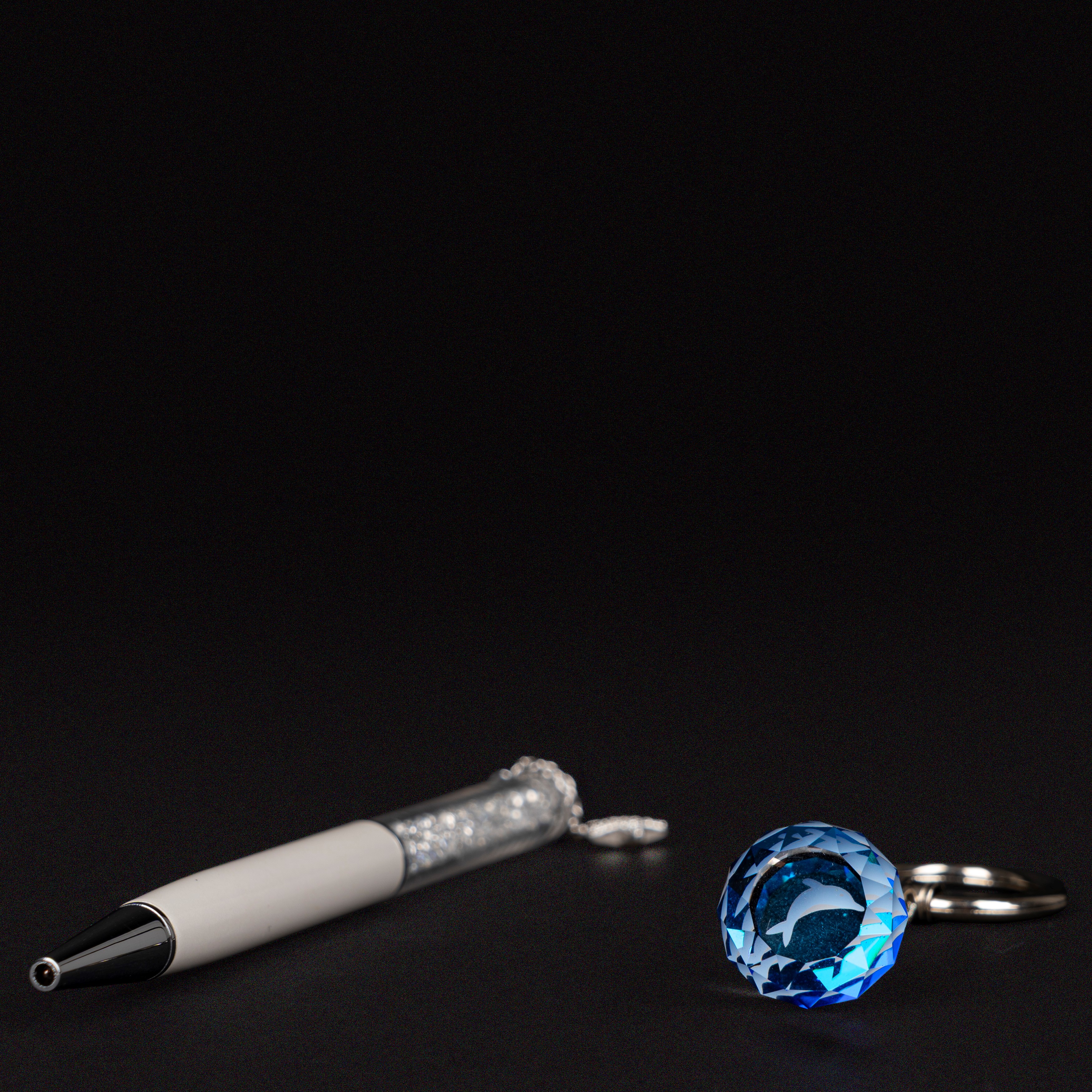 Swarovski - Penna e portachiavi in cristallo
