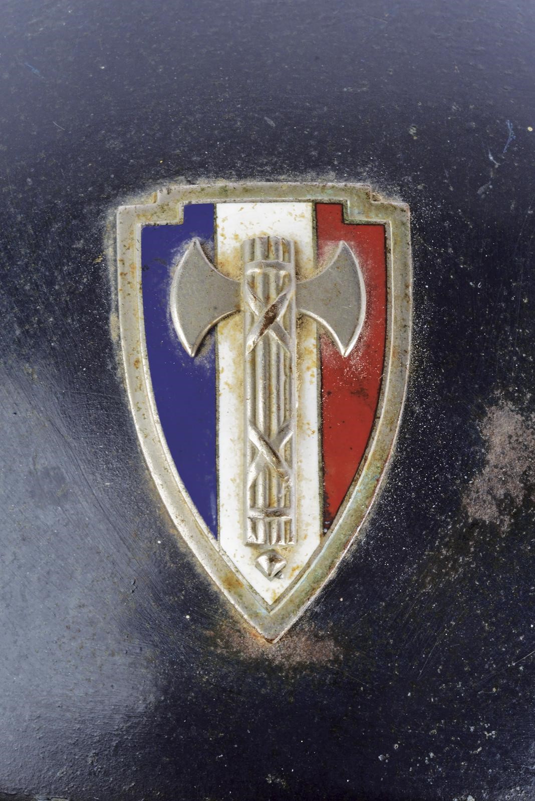 Elmetto M 35 del Governo di Vichy, Francia (circa 1941)