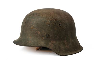 Elmetto mod. 42, esemplare tedesco, 1942–1945