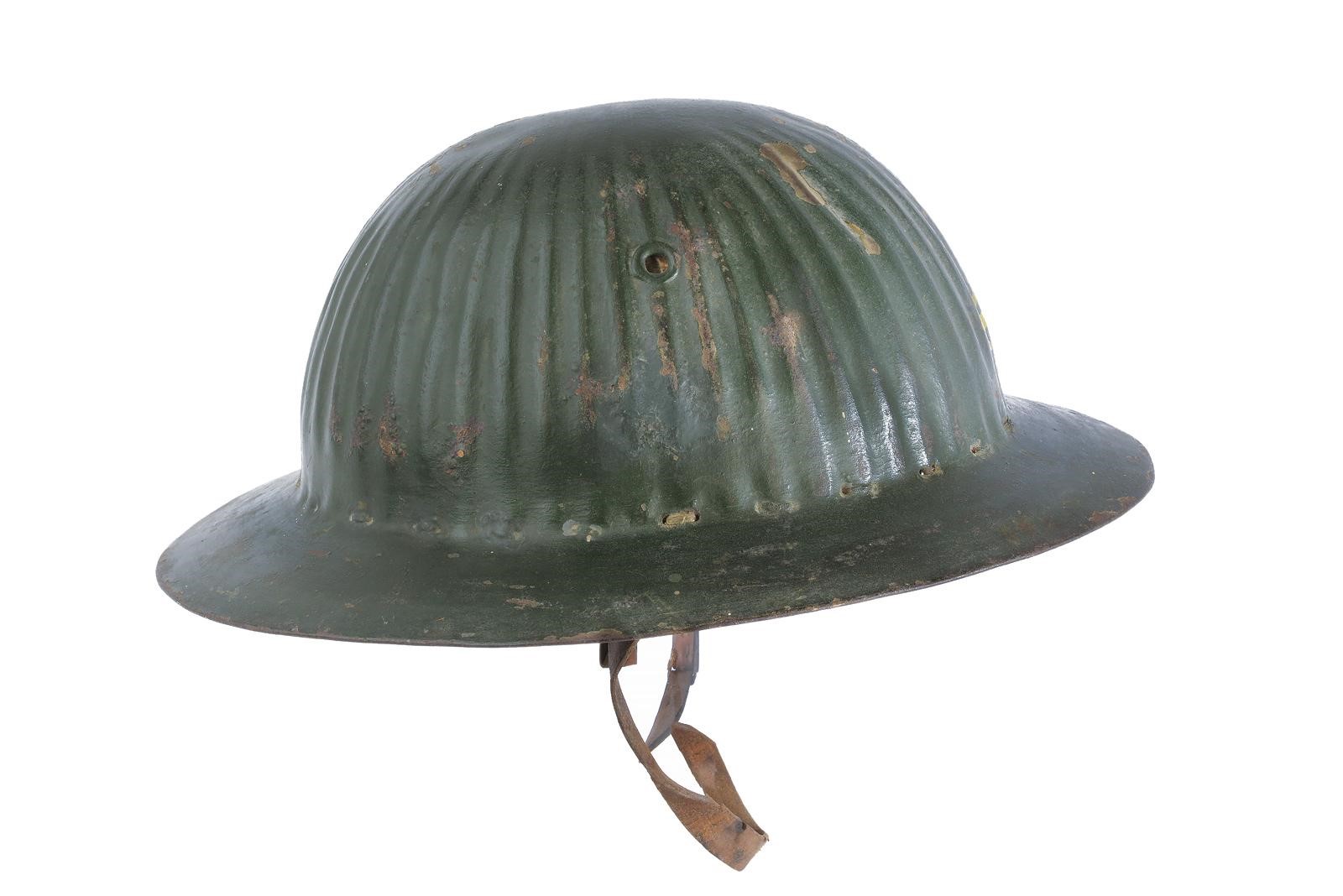 Elmetto mod. 1916 della Legione Portoghese in Spagna