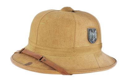 Casco coloniale tedesco, rivestito in lino e soggolo, 1933-1945
