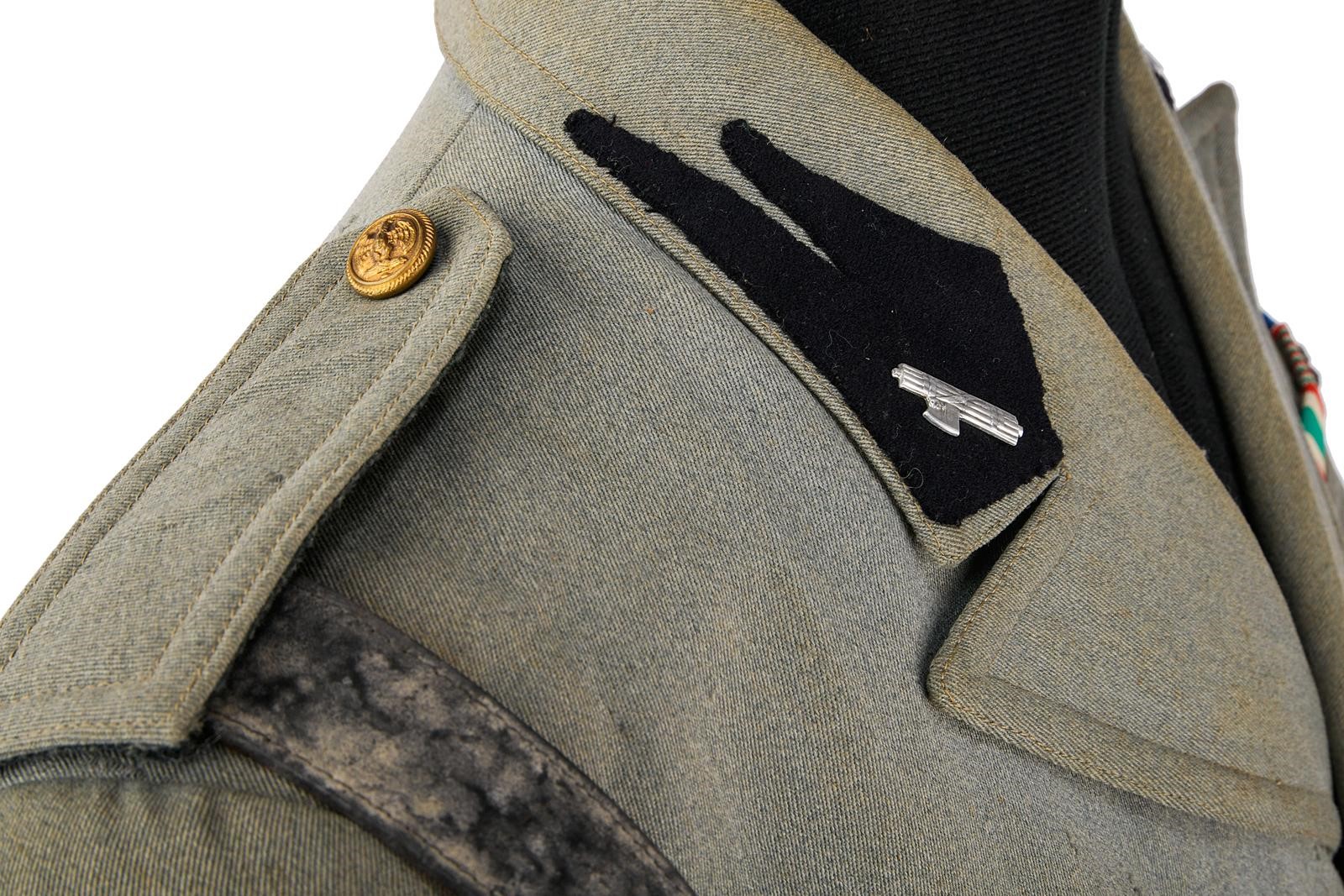 Milizia Volontaria per la Sicurezza Nazionale (MVSN), Giacca da capo manipolo