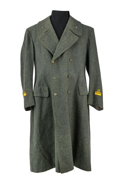 Cappotto da tenente colonnello dell’esercito, in tessuto grigioverde tipo lana, secondo quarto de...