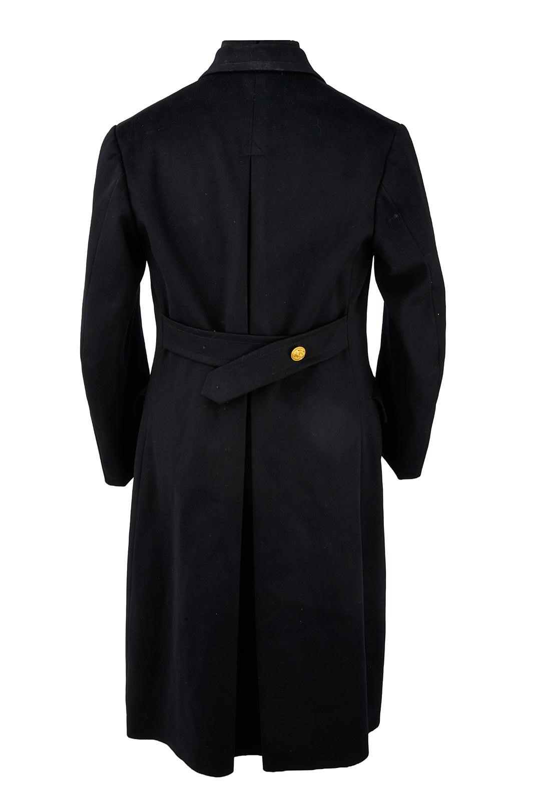 Capitano di corvetta della Regia Marina, Cappotto in panno blu scuro con insegne e bottoni