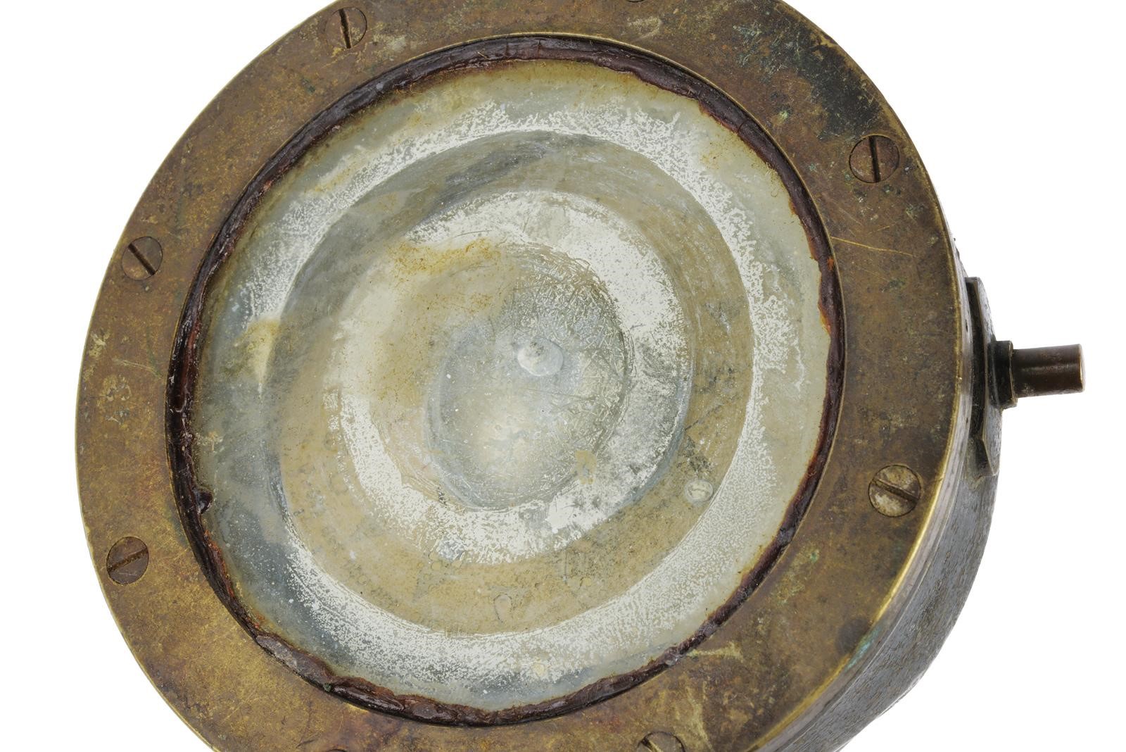 Bussola da aereo, metallo con finestra circolare in vetro e disco interno movibile (1914-18)