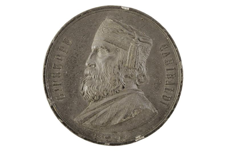 Giuseppe Garibaldi, Medaglia commemorativa «Al campione invitto del popolo», bronzo o metallo bia...