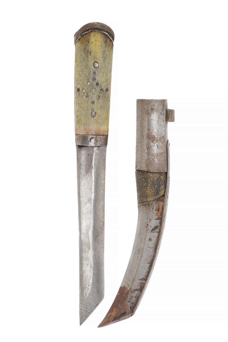 Coltello, Tibet, lama dritta e impugnatura con guancette in corno di cervo