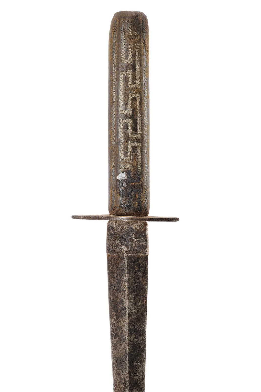 Militaria, Piccolo pugnale