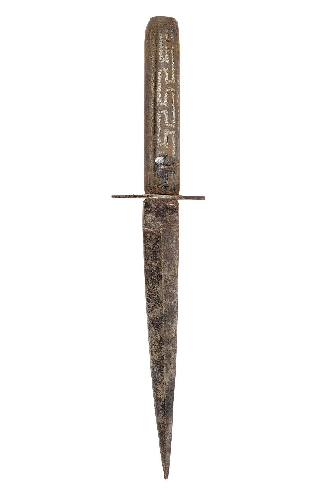 Militaria, Piccolo pugnale
