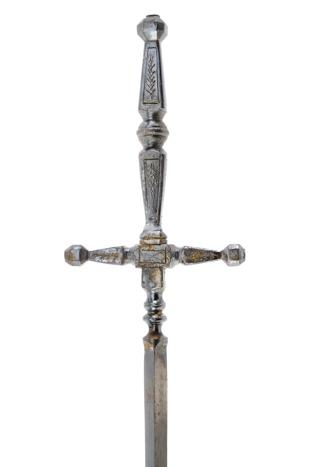 Militaria, Stiletto in ferro a lama triangolare (39,5 cm)