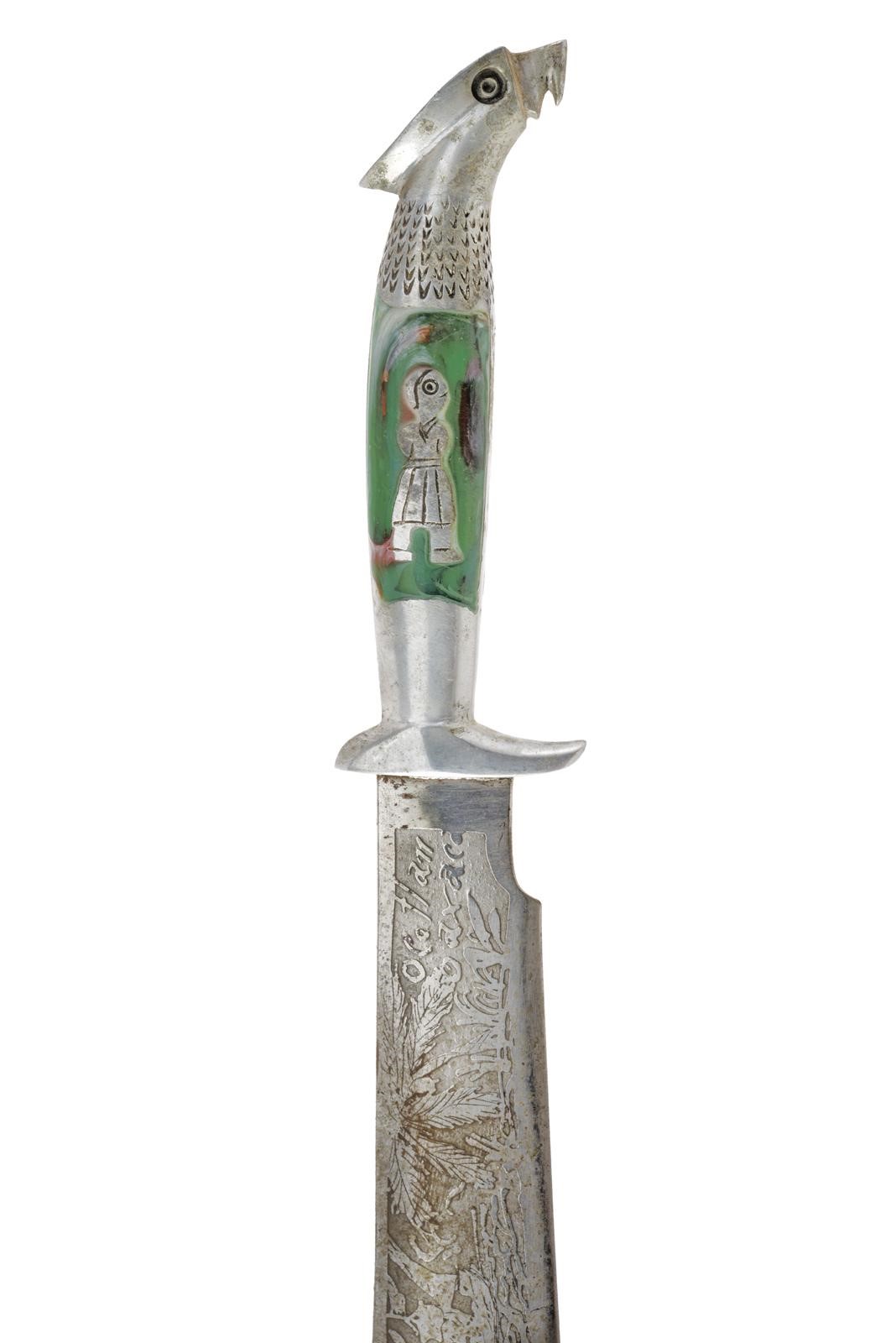 America Meridionale, Coltello con lama incisa