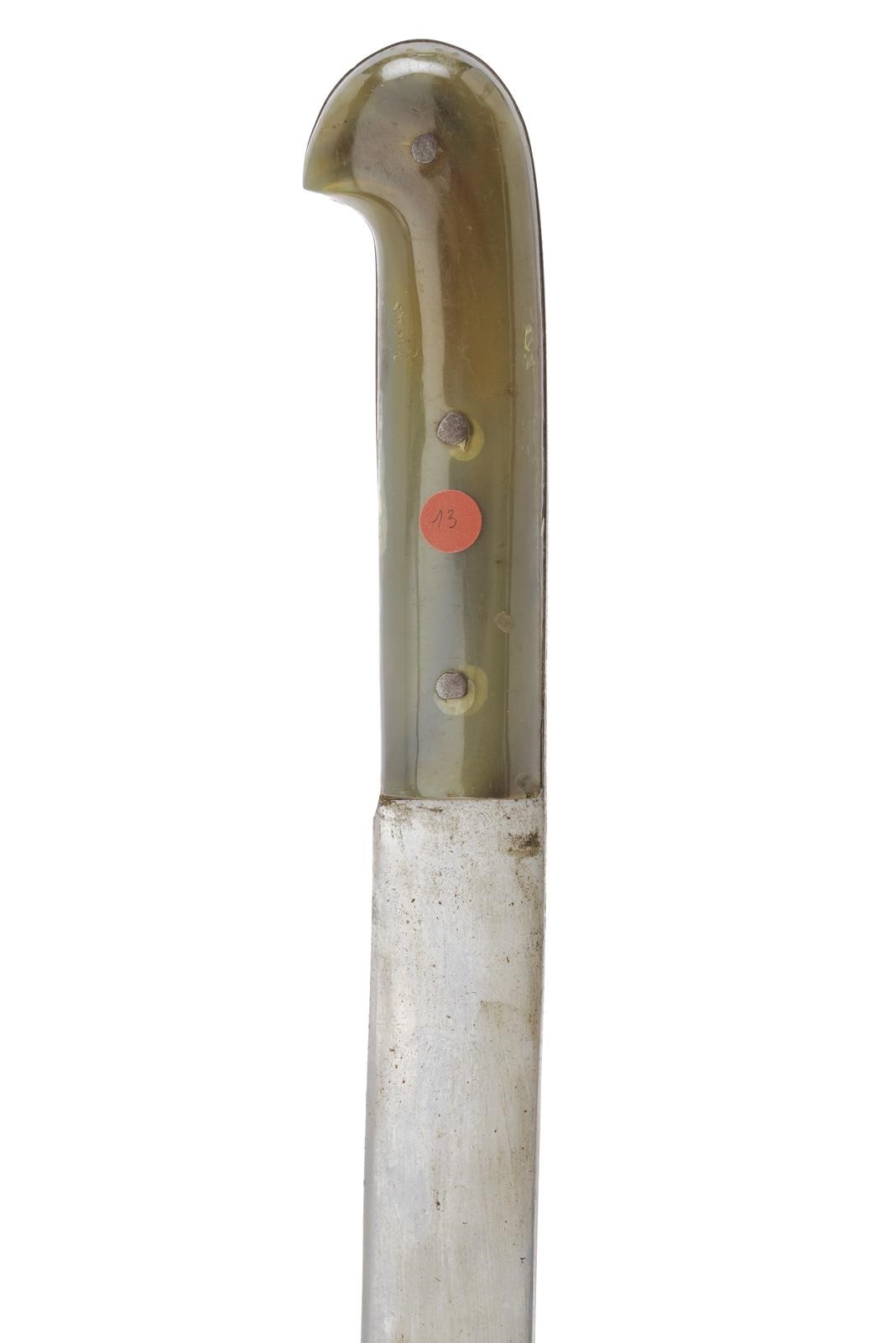 Lungo coltello inglese, lama a un filo con scanalatura dorsale e marchio “SAM.L KITCHIN”